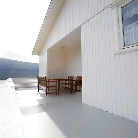 Апартаменты Liljulon - Views - Location Ljosa Экстерьер фото